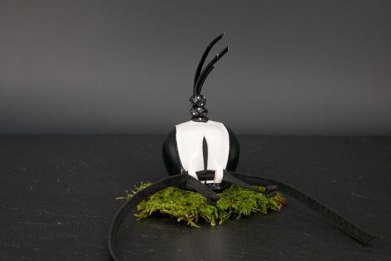 Handgefertigte Haube auf Maß